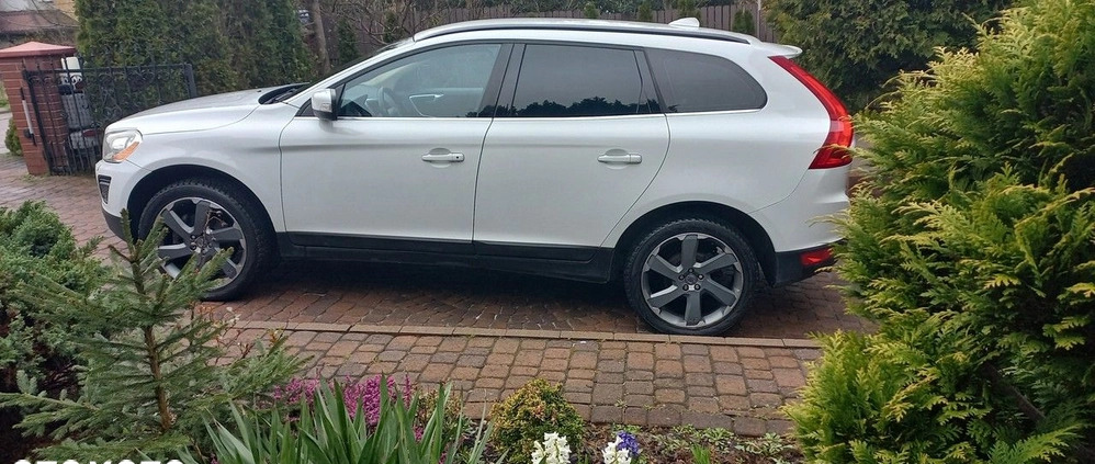 Volvo XC 60 cena 50900 przebieg: 246000, rok produkcji 2013 z Piaski małe 781